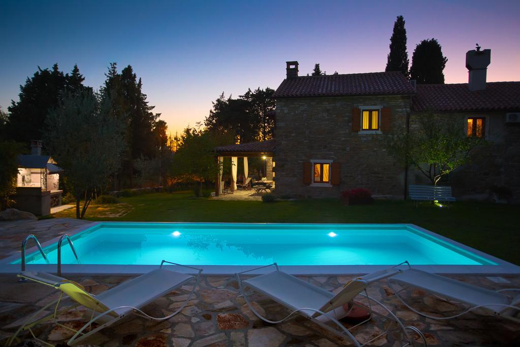 Holiday Home Casa Dei Farfui Momjan Экстерьер фото