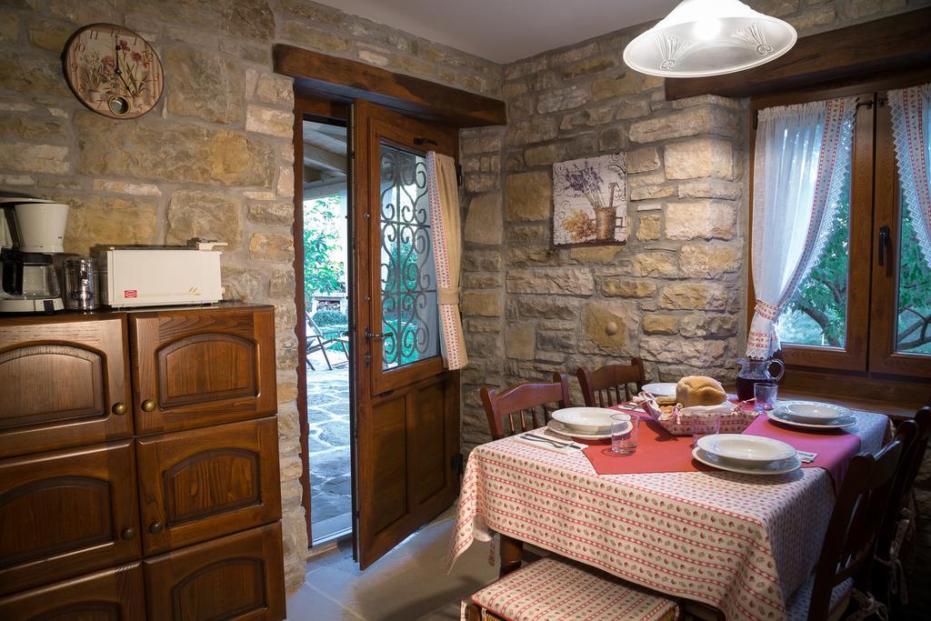 Holiday Home Casa Dei Farfui Momjan Экстерьер фото